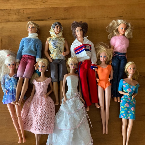 LOT of Barbie & Ken Fashion Doll Collection with many accessories